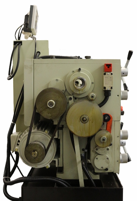 G-330ES Short Bed Centre Lathe - Image 7