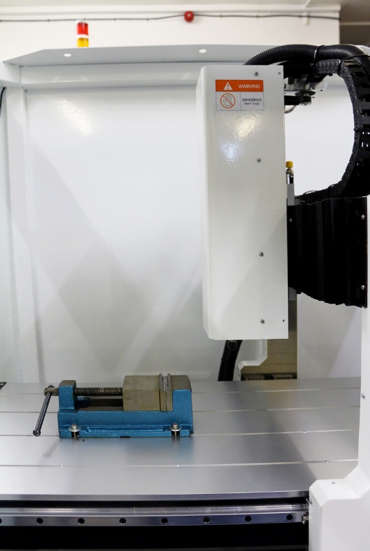 Gate-Educator EDU-3M 3 Axis CNC Engraving and Milling Machine - Image 4